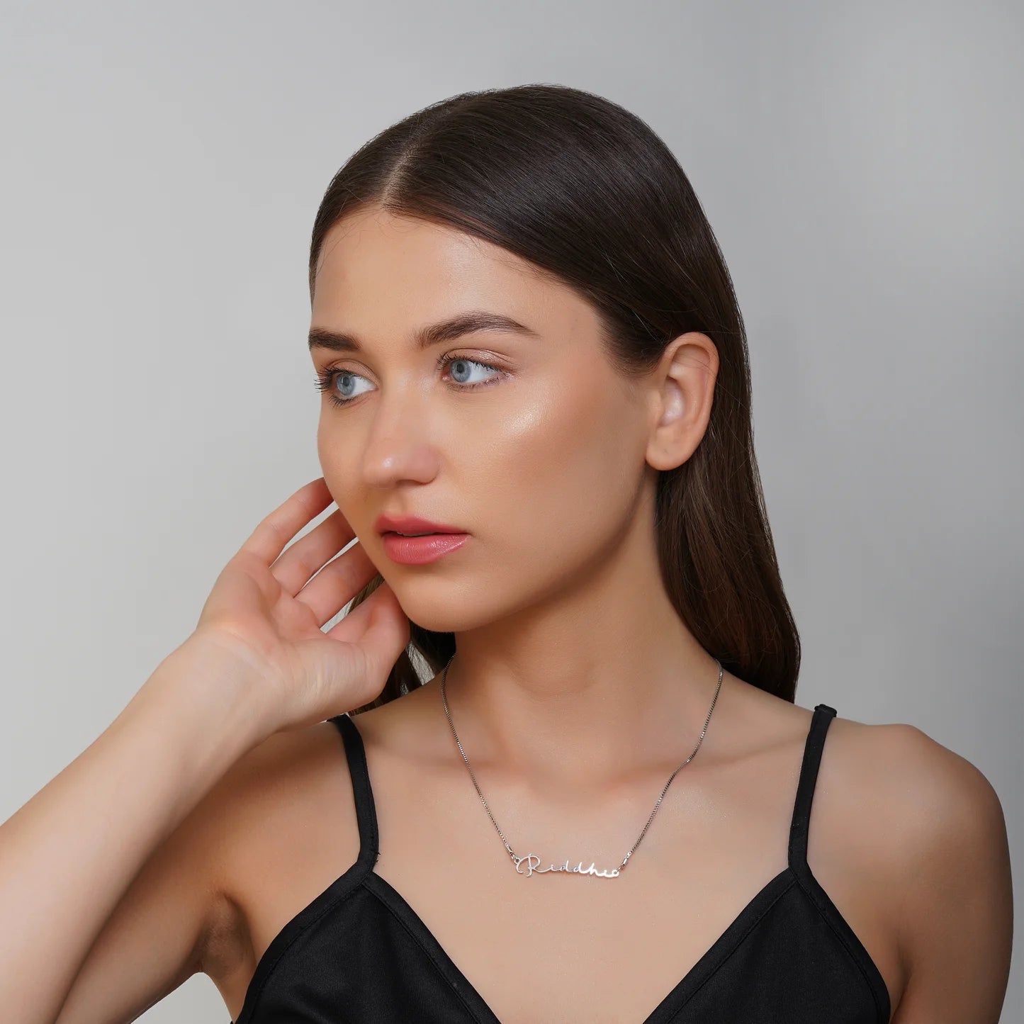 Aurame Name Necklace