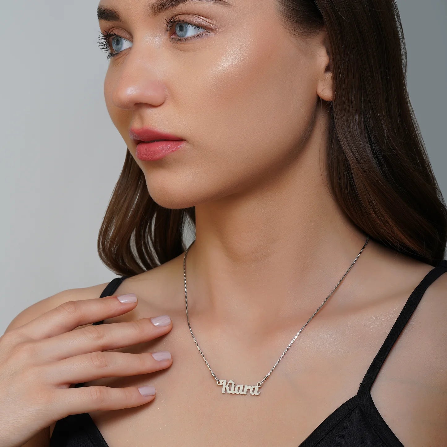 Aurame Name Necklace